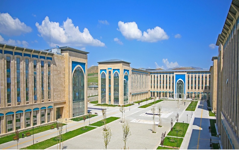AYBÜ